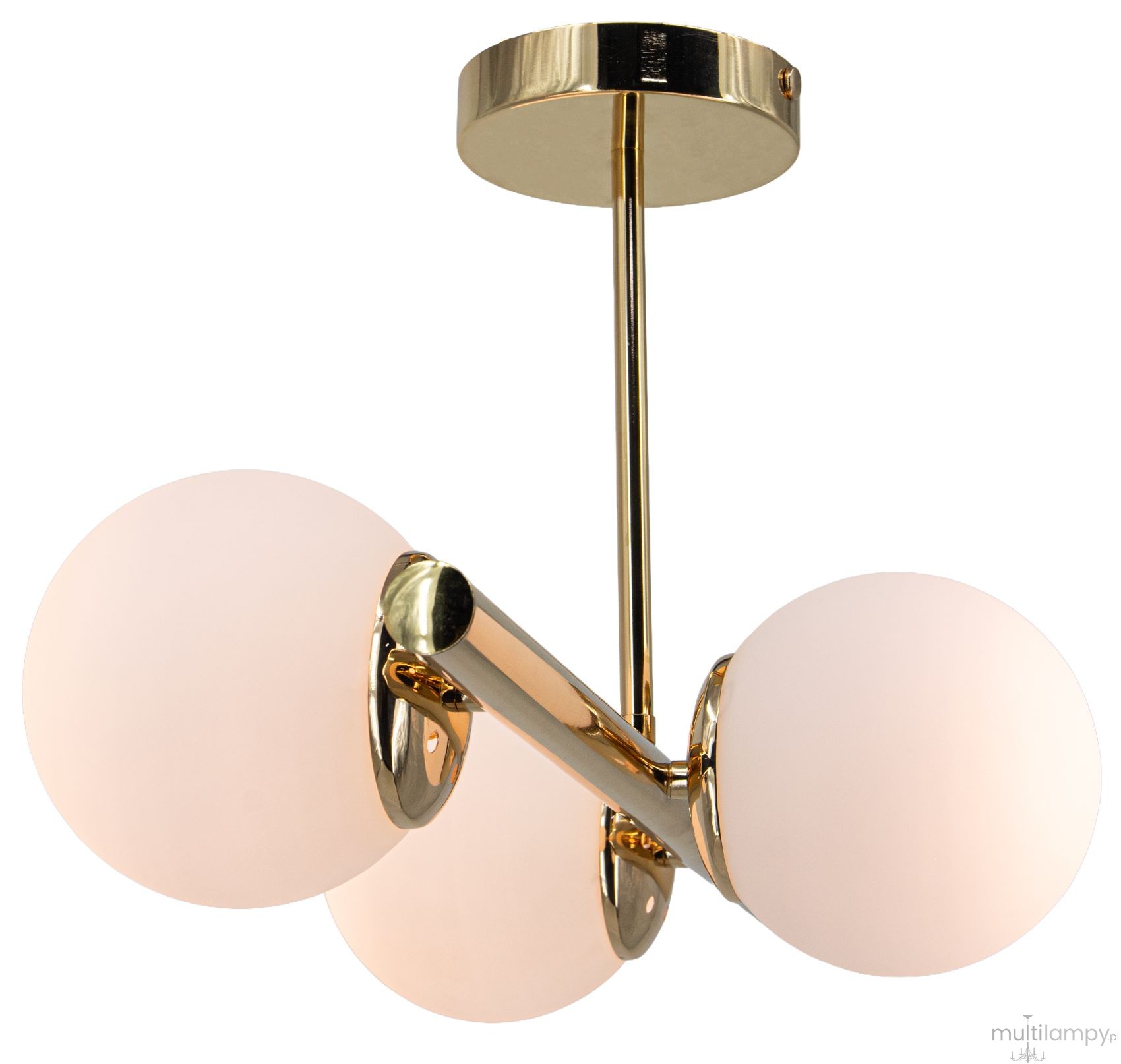 Lampa sufitowa Otis 3xE27 w złotym wykończeniu. Posiada trzy okrągłe klosze z mlecznego szkła zamocowane na błyszczących ramionach. Ujęcie z dołu, ukazujące elegancką konstrukcję i detale.