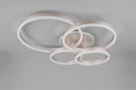 Lampa sufitowa Drake z pięcioma źródłami LED 50W w kolorze niklu. Składa się z trzech owalnych, białych pierścieni, umieszczonych na metalowej podstawie. Ujęcie z góry, na jednolitym szarym tle.