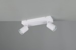 Lampa sufitowa Soka w kolorze białym z dwoma reflektorami GU10. Ujęcie z dołu, ukazujące prostokątną podstawę oraz cylindryczne klosze z rowkowaną fakturą. Produkt zamontowany na szarym suficie.