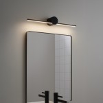 Kinkiet Artist L40,5 w kolorze czarnym, o długości 40,5 cm, z LED 6W i temperaturze barwowej 4000K. Montowany nad lustrem, minimalistyczny design z prostą, poziomą linią oraz okrągłym mocowaniem. Wysoki stopień ochrony IP44.