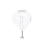 Lampa wisząca Palloncini z białym, transparentnym kloszem w kształcie balonika. Wyposażona w dwa źródła światła LED 6W. Metalowy stelaż w kolorze chromu. Wisi na cienkim przewodzie, wyglądając elegancko w nowoczesnym wnętrzu.