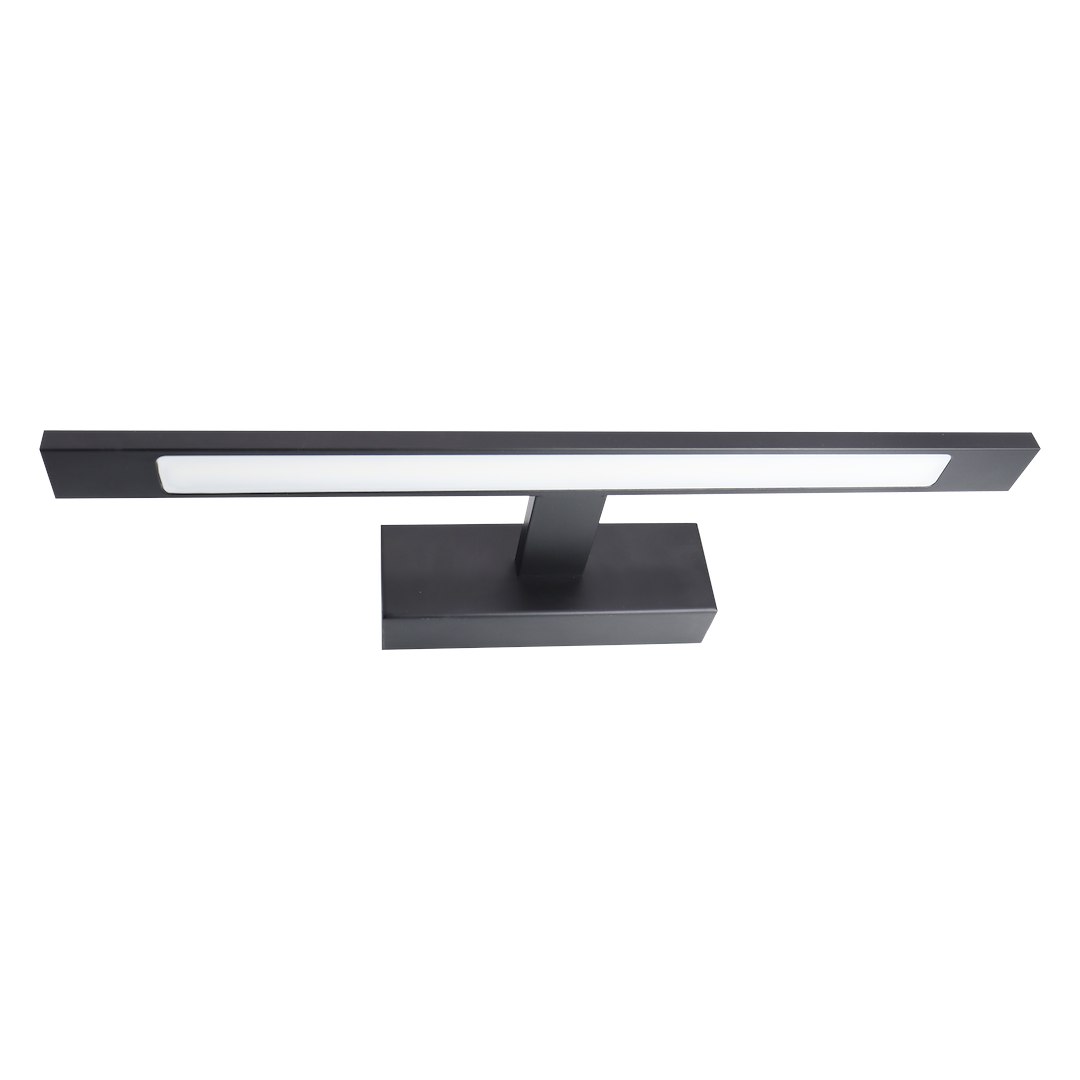 Kinkiet Klimt L60 LED 12W CCT IP44 w kolorze czarnym. Prosta, prostokątna konstrukcja z matowego metalu, z białym, podłużnym panelem świetlnym umieszczonym na środku. Produkt zamontowany do ściany, widok frontalny. Idealny do wnętrz oraz na zewnątrz.