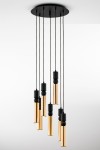 Lampa wisząca Alas z siedmioma oprawami GU10, w kolorze czarnym i złotym. Ma cylindryczny kształt, zawieszona na cienkich czarnych linkach, z okrągłą podstawą przy suficie. Wzór minimalistyczny, idealna do nowoczesnych wnętrz.