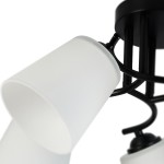 Lampa sufitowa Pafos 5xE27 w kolorze czarnym. Ujęcie z bliska na głowicę z białymi kloszami w kształcie stożka. Metalowa konstrukcja z delikatnymi zaokrągleniami. Widoczne mocowania kloszy oraz detale montażowe.