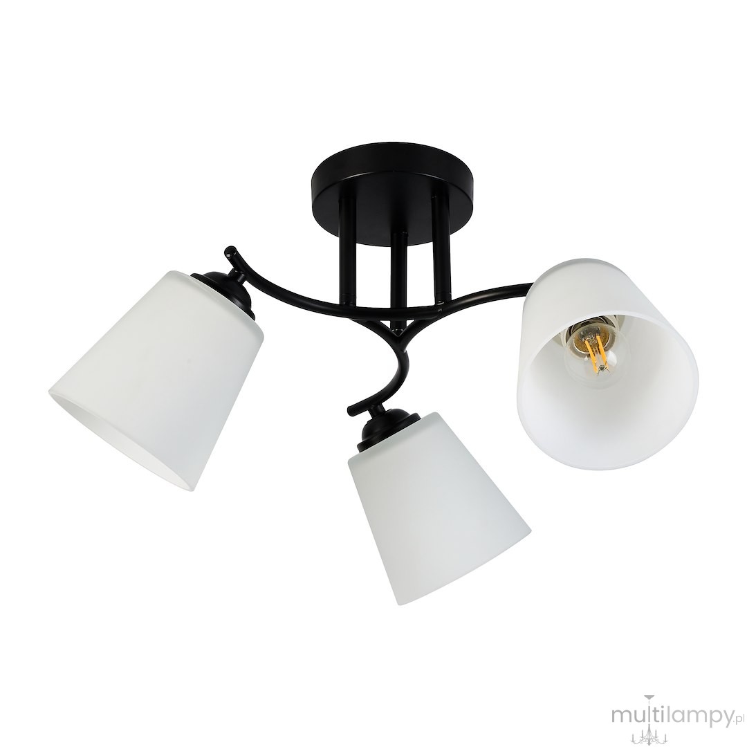 Czarna lampa sufitowa Pafos z trzema kloszami w kształcie stożka, wykonana z metalu i szkła. Klosze w kolorze białym, zamontowane na łuku, z widocznymi żarówkami E27. Ujęcie z dołu, ukazujące całość konstrukcji.