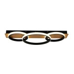 Lampa sufitowa LED Rowena 18W 4000K w kolorze czarnym z trzema okrągłymi pierścieniami świetlnymi. Posiada drewnianą podstawę, montowana na suficie, z widocznymi detalami wykończenia w kolorze naturalnego drewna.