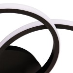 Czarna lampa sufitowa LED Titano 12W 4000K z dwoma okrągłymi, białymi elementami świetlnymi. Ujęcie z boku, ukazujące detale konstrukcji i kształt lampy. Minimalistyczny design, idealna do nowoczesnych wnętrz.