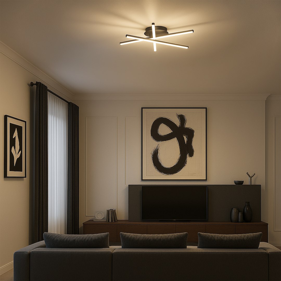 Lampa sufitowa LED 12W w kolorze czarnym, z minimalistycznym designem w kształcie krzyża. Oświetlenie o temperaturze barwowej 4000K, zamontowana na suficie w nowoczesnym wnętrzu, w tle widoczne meble oraz obrazy.