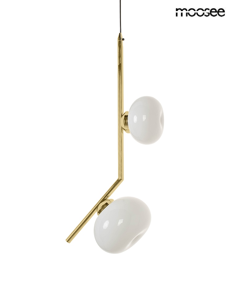 Lampa wisząca Rugia 2xG9 w kolorze złotym, z białymi, okrągłymi kloszami. Klosze umieszczone na asymetrycznym ramieniu w kształcie litery L. Kabel czarny, lampa zawieszona w pozycji pionowej. Idealna do nowoczesnych wnętrz.