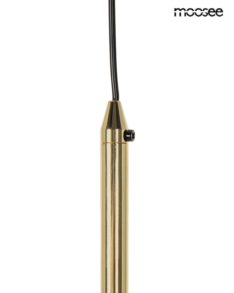 Lampa wisząca Rugia 2xG9 w kolorze złotym, z metalowym, błyszczącym wykończeniem. Ujęcie z boku, pokazujące detal mocowania i przewód w kolorze czarnym. Prosty, cylindryczny kształt. Idealna do nowoczesnych wnętrz.