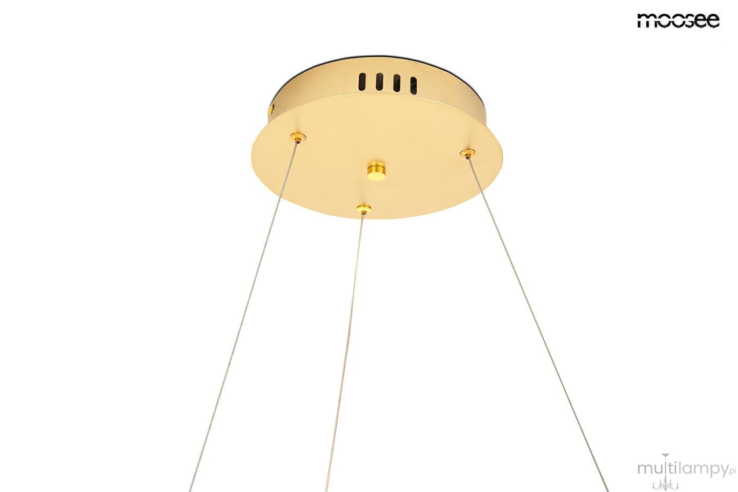 Lampa wisząca LED Waves 60, moc 28W, barwa światła 3000K. Złoty, okrągły klosz z metalowym wykończeniem, zawieszony na cienkich linkach. Widoczna górna część z elementem mocującym i otworami wentylacyjnymi.