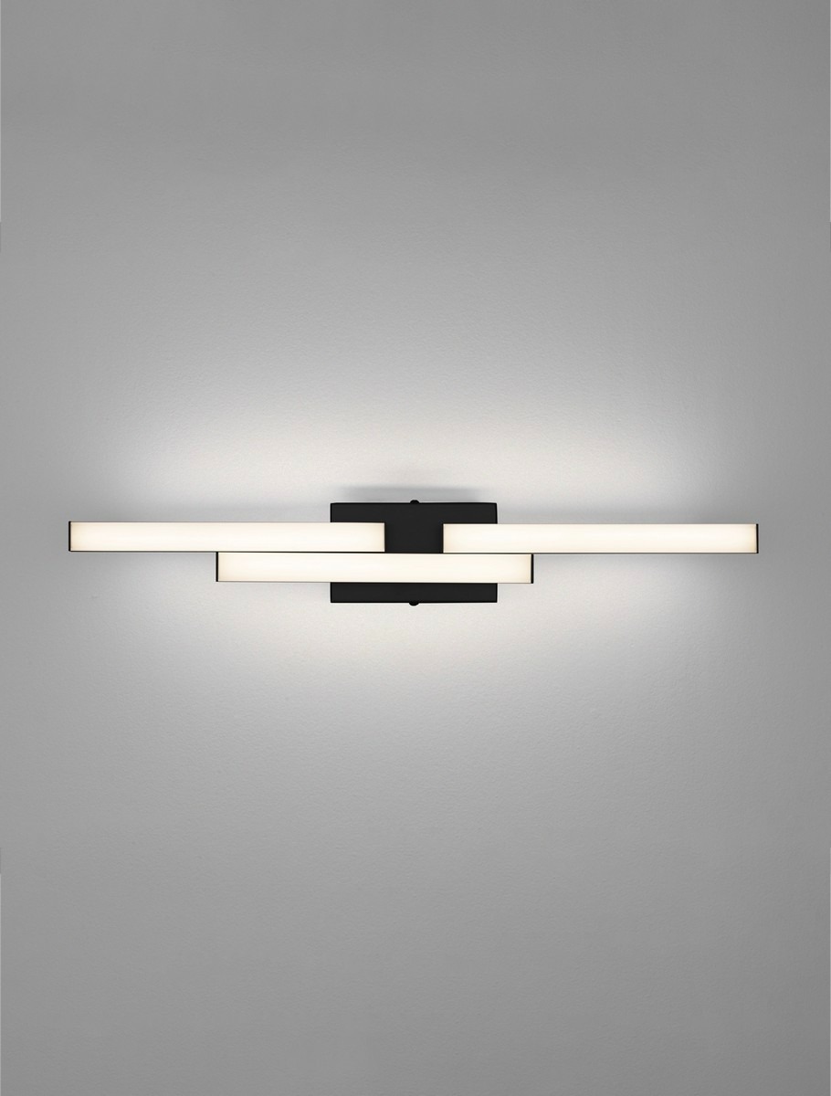 Kinkiet Marvona 1xLED 14W 4000K w kolorze czarnym. Lampa o prostym, nowoczesnym designie z dwoma poziomymi elementami świetlnymi, zamontowana na ścianie. Tło jasne, podkreślające minimalistyczny styl produktu.