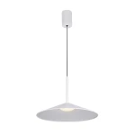 Lampa wisząca Sardena D38 LED 9W CCT w kolorze białym, o stożkowym kształcie z matową powierzchnią. Zawieszona na cienkim, czarnym przewodzie, z okrągłym elementem montażowym u góry. Oświetlenie z centralnym źródłem światła.