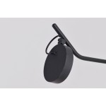 Kinkiet spot LED 9W w kolorze czarnym, o okrągłej podstawie i smukłym ramieniu. Ujęcie z boku, ukazujące szczegóły konstrukcji. Matowa powierzchnia, minimalistyczny design. Idealny do nowoczesnych wnętrz.