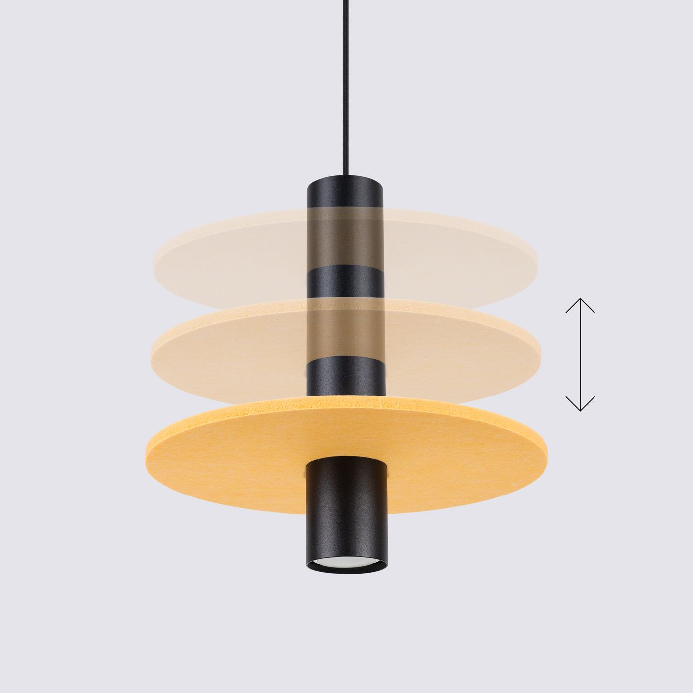 Lampa wisząca Pelta 1xGU10 w kolorze czarnym i żółtym, z trzema okrągłymi, żółtymi kloszami. Ujęcie frontalne, lampa zawieszona na czarnym przewodzie, z widocznym elementem regulacyjnym. Wymiary kloszy podkreślają nowoczesny design.