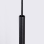 Lampa wisząca Feltro 1xG9 w kolorze czarnym z granatowym akcentem. Widoczna metalowa osłona, prosta forma, z przewodem w oplocie. Produkt zawieszony pionowo, na jednolitym tle.
