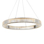 Lampa wisząca LED Spark D80 o mocy 72W w chromowanej oprawie. Okrągła konstrukcja z przezroczystymi detalami, zawieszona na cienkich linkach. Emituje ciepłe światło, idealna do nowoczesnych wnętrz. Tło neutralne.