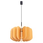 Lampa wisząca Mula D45 w kolorze czarnym i żółtym, z kloszem składającym się z zaokrąglonych elementów, zawieszona na cienkim przewodzie. E27 jako źródło światła, umieszczona w centralnej części. Prosty, nowoczesny design.