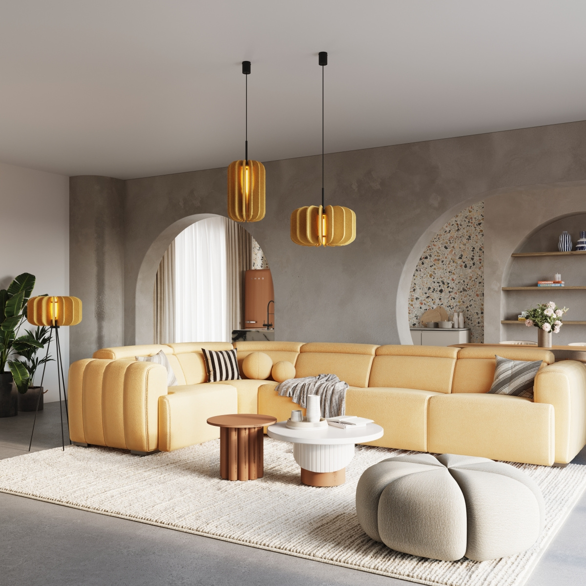 Lampa wisząca Mula D45 z czarnym zawieszeniem i żółtą kloszem w kształcie prostokąta. Widoczna w nowoczesnym wnętrzu z żółtą sofą i okrągłym stolikiem. Oświetlenie wisi nisko, podkreślając styl aranżacji.
