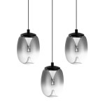 Lampa wisząca Pamela z trzema kloszami LED 15W w kolorze czarnym z przydymionego szkła. Klosze mają owalny kształt, zawieszone na cienkich linkach, z czarnym uchwytem u góry. Idealna do nowoczesnych wnętrz.