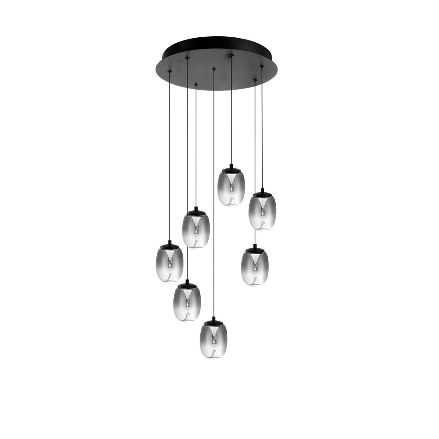 Lampa wisząca Pamela z siedmioma przydymionymi kloszami LED 35W, zawieszona na cienkich linkach z czarnym stropem. Klosze mają owalny kształt, w kolorze przydymionego szkła, tworząc nowoczesną kompozycję.