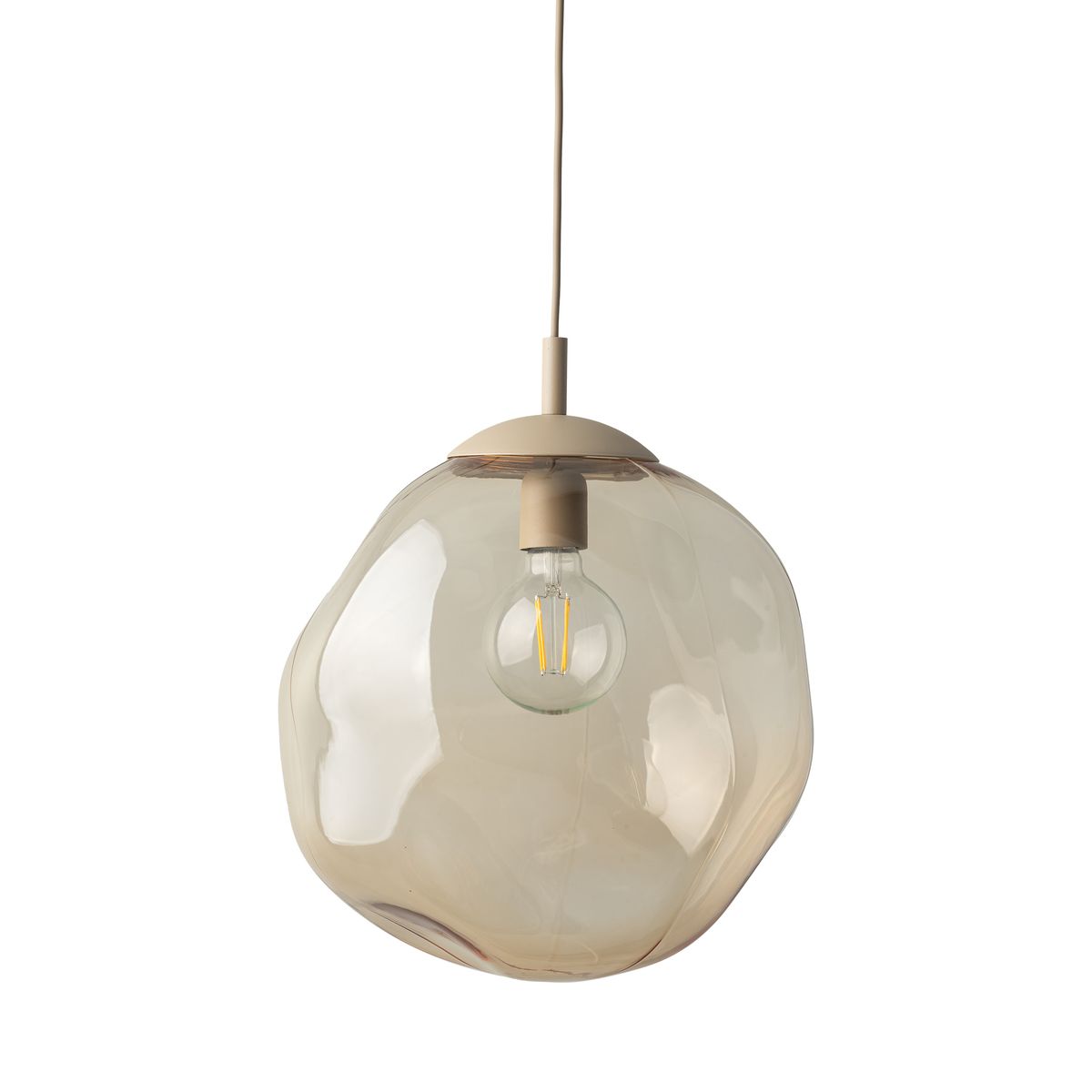 Beżowa lampa wisząca Lava Sabia D35 z przezroczystym, organicznym kloszem w kształcie kuli. Zawieszona na cienkim przewodzie, z oprawą na żarówkę E27, idealna do nowoczesnych wnętrz.