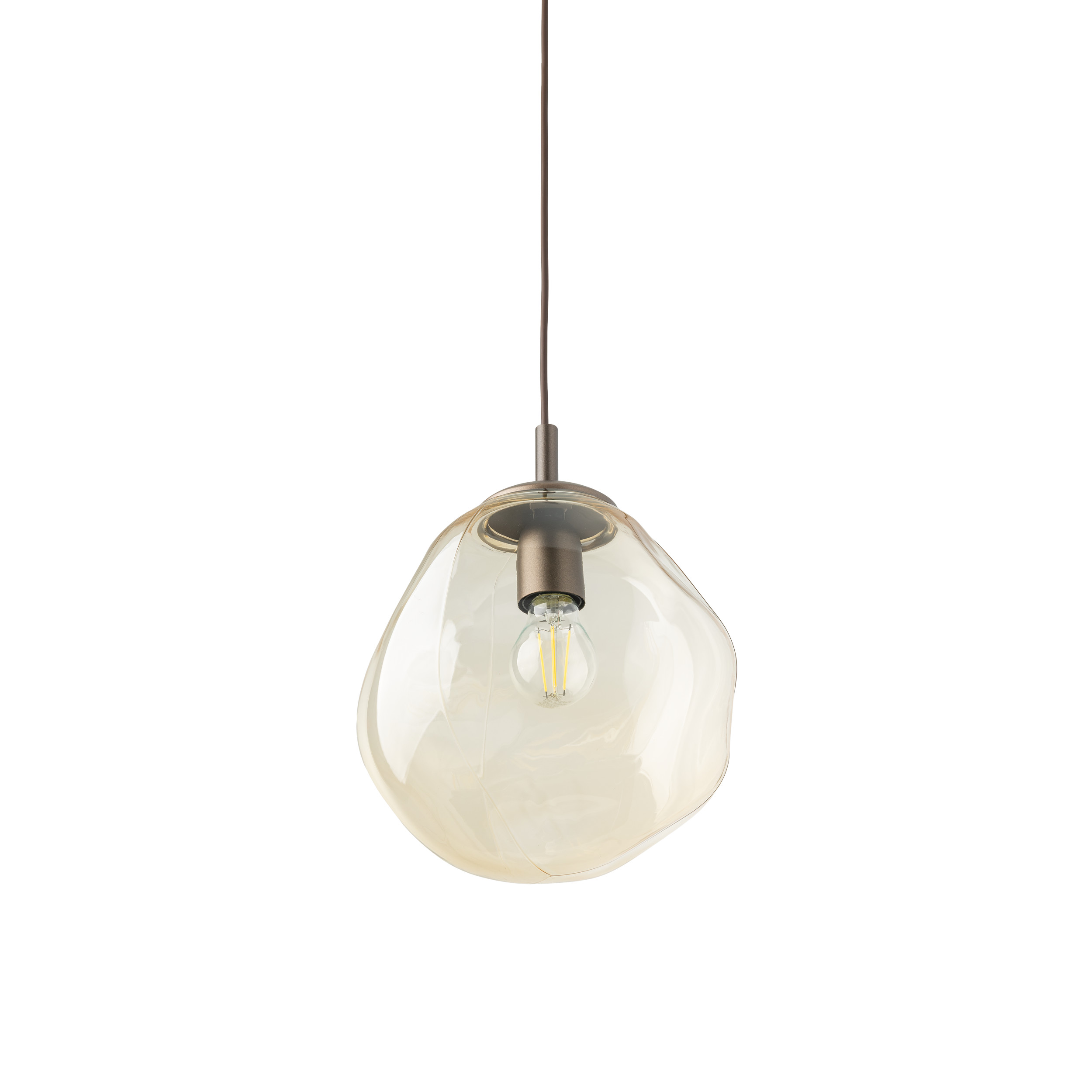 Brązowa lampa wisząca Lava Brown D25 z jedną oprawą E27. Szklany klosz o organicznym kształcie, z delikatnym połyskiem, zawieszony na cienkim przewodzie. Idealna do nowoczesnych wnętrz, na białym tle.