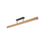 Lampa sufitowa LED Viga Wood o mocy 14W i temperaturze barwowej 3000K, w kolorze czarnym z elementami sosnowymi. Posiada prostokątną, drewnianą obudowę oraz metalowy uchwyt montażowy, zawieszona w poziomie, na jednolitym tle.
