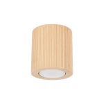 Lampa sufitowa Eve Corte w kolorze naturalnego buku, o cylindrycznym kształcie z rowkowaną teksturą. Umożliwia montaż jednej żarówki GU10, prezentowana z frontalnego ujęcia na jednolitym tle.