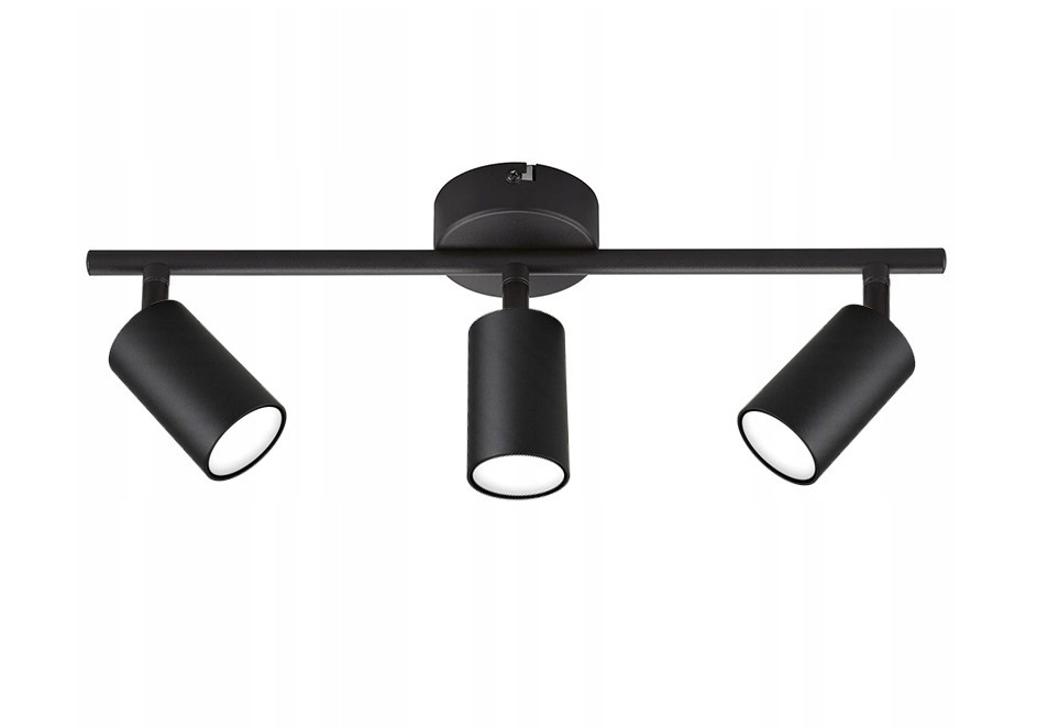 Czarna lampa sufitowa Stico z trzema ruchomymi reflektorami GU10, zamontowana na prostokątnej podstawie. Reflektory mają cylindryczny kształt, matową powierzchnię i białe wnętrze, co pozwala na efektywne rozpraszanie światła.