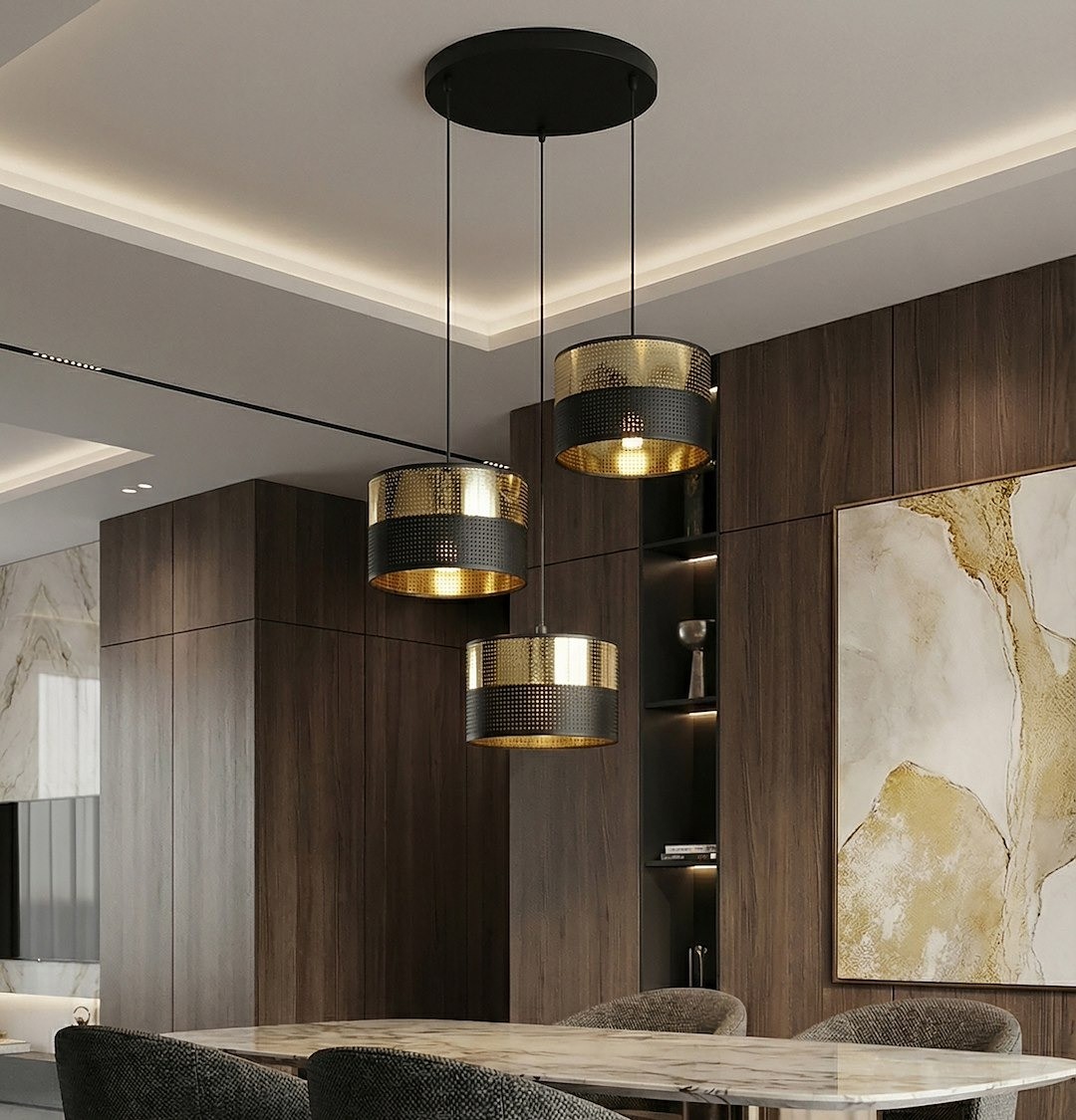 Lampa wisząca Lux 3xE27 w kolorze czarnym z złotymi akcentami. Trzy okrągłe klosze z perforowaną strukturą zawieszone na czarnym stelażu. Idealna do nowoczesnych wnętrz, umieszczona nad stołem w aranżacji salonu.