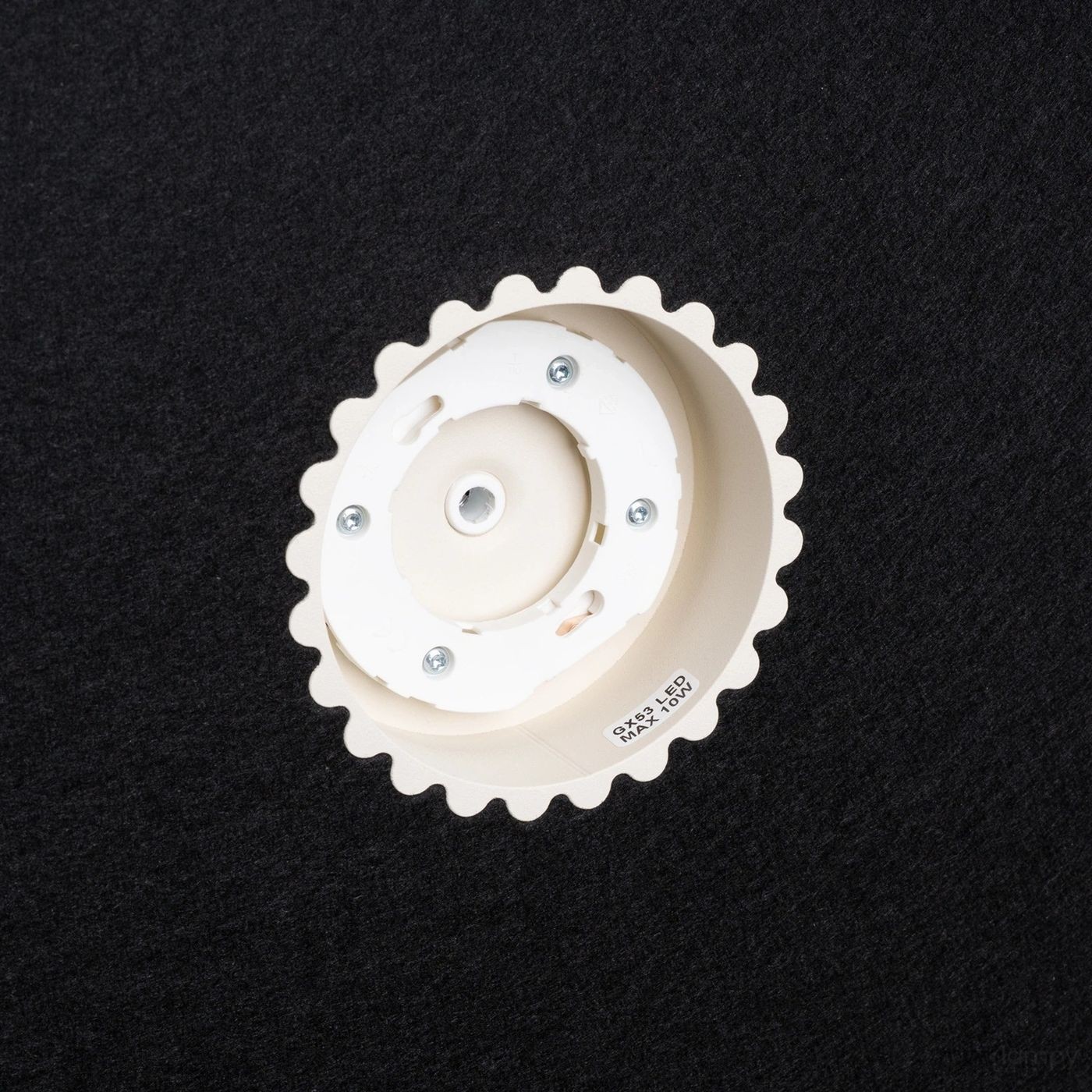 Ovo lampa wisząca GX53 beżowa czarna SL.2692