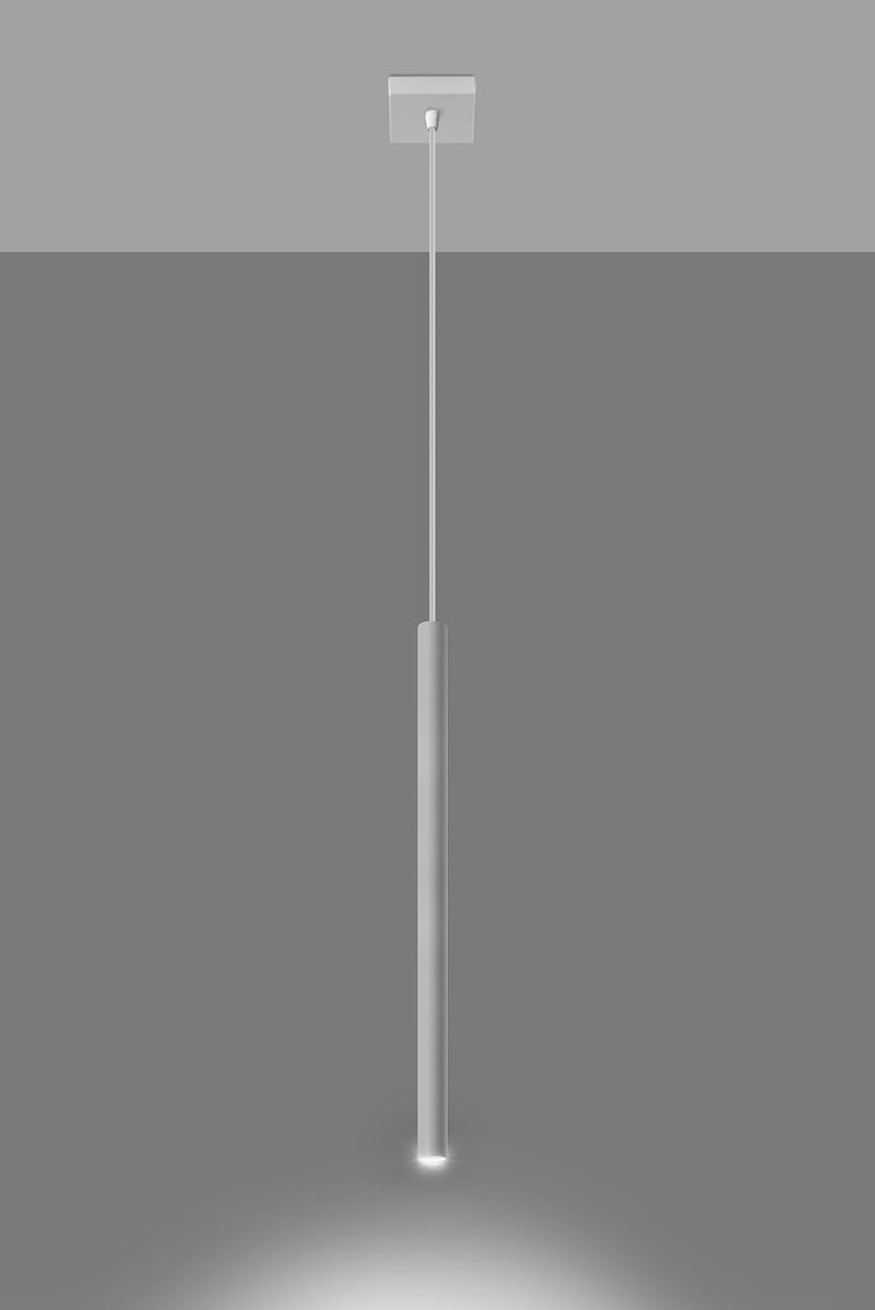 Lampa wisząca Pastelo 1-punktowa w kolorze białym, o prostym, cylindrycznym kształcie. Zawieszona na cienkim przewodzie, z białym plafonem na górze. Oświetlenie skierowane w dół, na jednolitym szarym tle.