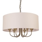 Lampa wisząca Abu Dhabi 6-punktowa w kolorze patyny z okrągłym, białym abażurem. Metalowa konstrukcja z sześcioma lampionami, zawieszona na łańcuchu. Ujęcie frontalne, produkt w pozycji wiszącej.