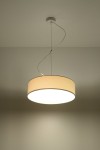 Lampa wisząca Arena 35, 2-punktowa, w kolorze białym. Okrągły klosz z jasnego materiału, zawieszony na cienkim przewodzie. Prosty, nowoczesny design, idealna do wnętrz. Ujęcie frontalne, z widocznym sufitem w tle.