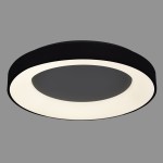 Plafon LED Giulia D48 w kolorze czarnym, okrągły, z wbudowanym źródłem światła. Wykończenie matowe, z delikatnym pierścieniem z białego materiału. Zainstalowany w pozycji wiszącej, na jednolitym tle. Idealny do nowoczesnych wnętrz.