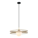 Złota lampa wisząca Sandy MDM-4002/1 GD z okrągłą, matową kulą oraz metalowym, ażurowym kloszem w kształcie pierścienia. Produkt wisi na czarnym przewodzie, zawieszone na okrągłej podstawie sufitowej. Idealna do nowoczesnych wnętrz.