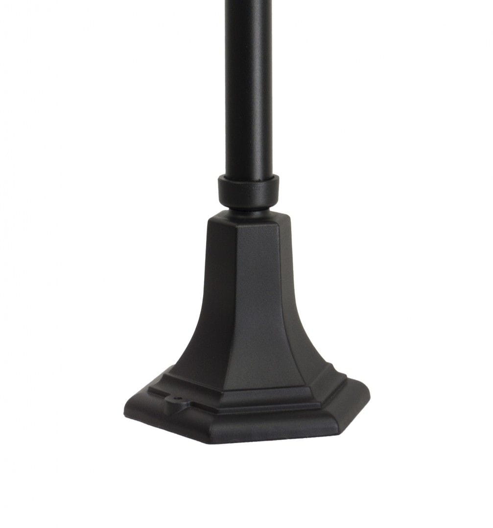 Czarna lampa stojąca ogrodowa Retro Classic H164 z jednolitym, prostym kształtem. Widoczna podstawka w stylu klasycznym z lekko zaokrąglonymi krawędziami. Ujęcie z boku, eksponujące detale konstrukcji i materiału.