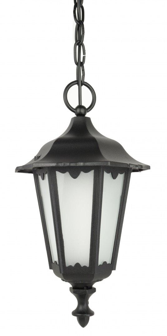 Czarna lampa wisząca retro o kształcie sześciokątnym, wykonana z metalu i szkła. Posiada delikatne, białe ścianki oraz zdobione krawędzie. Zawieszona na łańcuchu, idealna do użytku w ogrodzie lub na tarasie.