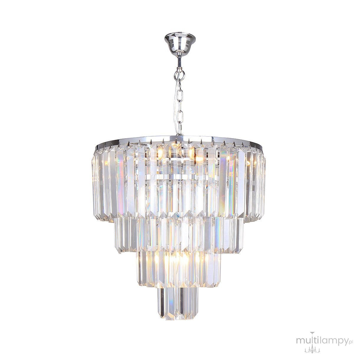 Lampa wisząca Amedeo 5-punktowa w kolorze chromu, z przezroczystymi, ośmiokątnymi kryształami, w kształcie stożka. Zawieszona na łańcuchu, z widocznymi pięcioma źródłami światła w centralnej części, wykonana z metalu i szkła.