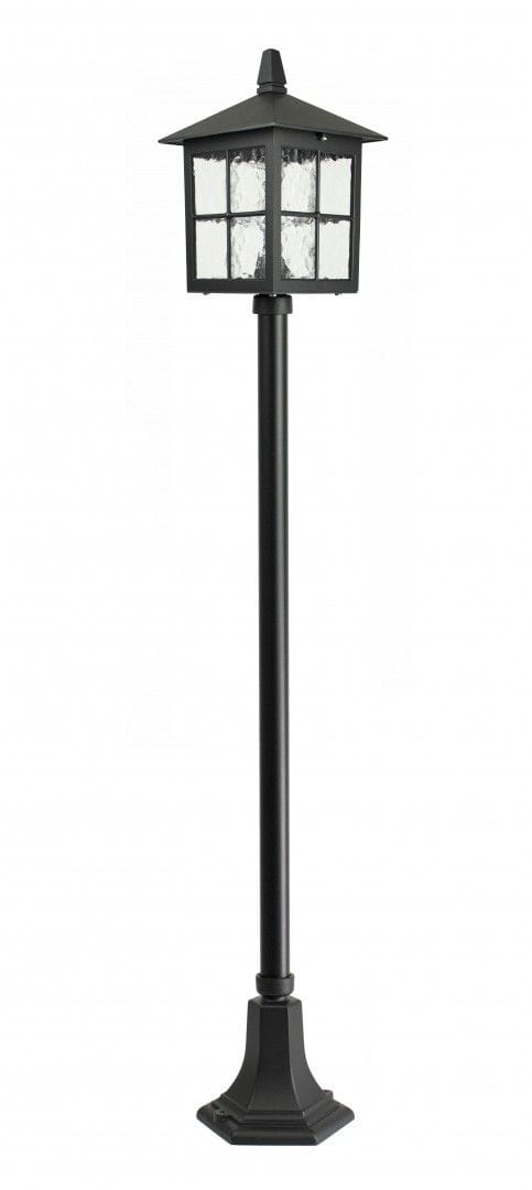 Czarna lampa stojąca ogrodowa Wenecja H156 z 1 punktem świetlnym. Posiada kwadratowy klosz z przezroczystym szkłem i ozdobnymi szybami, montowana na prostym, okrągłym słupie z podstawą w kształcie kwadratu.
