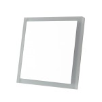 Oprawa schodowa Evo White LED 230V w kolorze białym, o barwie zimnej 6500K. Prostokątna konstrukcja z matowym wykończeniem, montowana na ścianie lub na podłodze. Wymiary nieokreślone. Idealna do oświetlenia schodów i korytarzy.