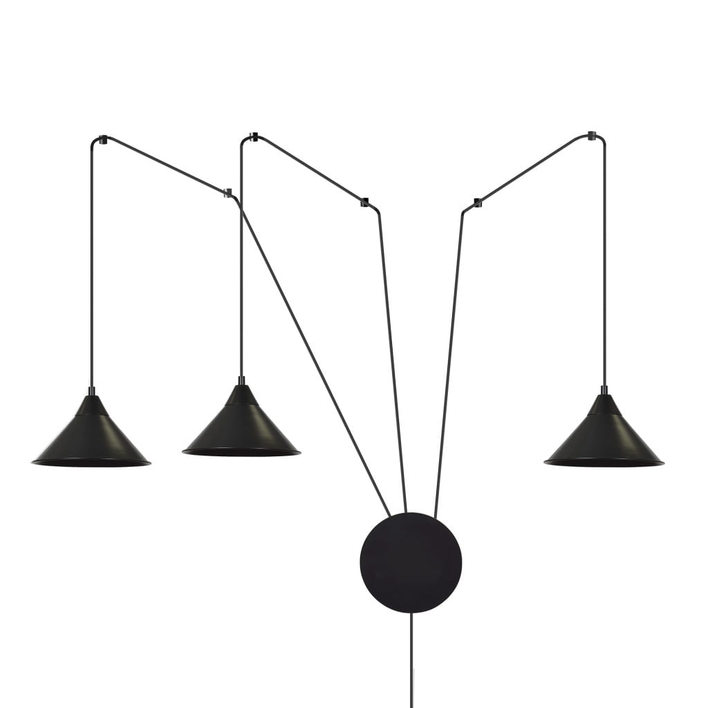 Lampa wisząca Abramo 3-punktowa w kolorze czarnym. Trzy stożkowe klosze zawieszone na cienkich linkach, zamocowane do okrągłej podstawy. Ujęcie frontalne, na białym tle, podkreślające minimalistyczny design.
