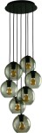 Lampa wisząca Vetro 7-punktowa 9131 z siedmioma szklanymi kloszami w kolorze szarym, zawieszona na długich czarnych przewodach. Klosze mają widoczne żarówki w stylu retro, zamontowane na okrągłej, czarnej podstawie. Idealna do nowoczesnych wnętrz.