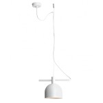Biała lampa wisząca Beryl z jednym punktem świetlnym. Okrągła, gładka czasza z matowego materiału, zawieszona na białym przewodzie. Prosta, minimalistyczna forma, montowana do sufitu.
