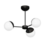 Lampa wisząca Sfera 3-punktowa w kolorze czarnym z trzema okrągłymi kloszami w białym kolorze, zawieszona na cienkich czarnych prętach. Ujęcie z dołu, ukazujące symetryczne rozmieszczenie kloszy wokół centralnego mocowania.