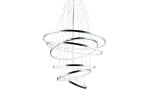 Lampa wisząca Wheel 6 Long Dimm w kolorze chromu, składająca się z sześciu spiralnych pierścieni o różnej średnicy, zawieszona na cienkich linkach. Zbliżenie na nowoczesny design, wisząca w powietrzu na jednolitym tle.