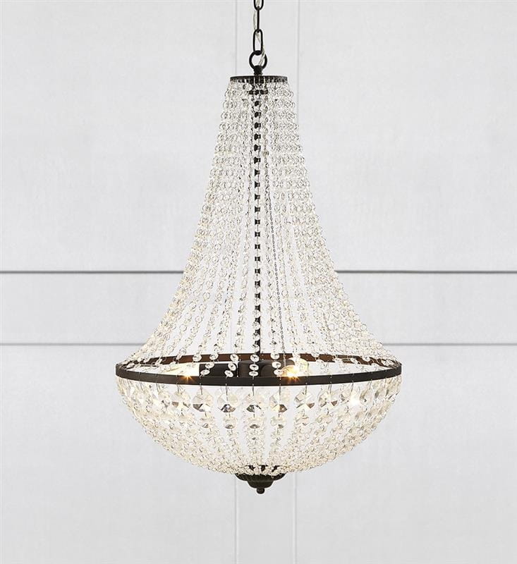 Lampa wisząca Granso 3-punktowa w kolorze czarnym, z eleganckimi kryształkami, tworzącymi efektowną formę w kształcie stożka. Zawieszona na łańcuchu, idealna do nowoczesnych wnętrz. Wymiary i detale konstrukcji nie są widoczne.