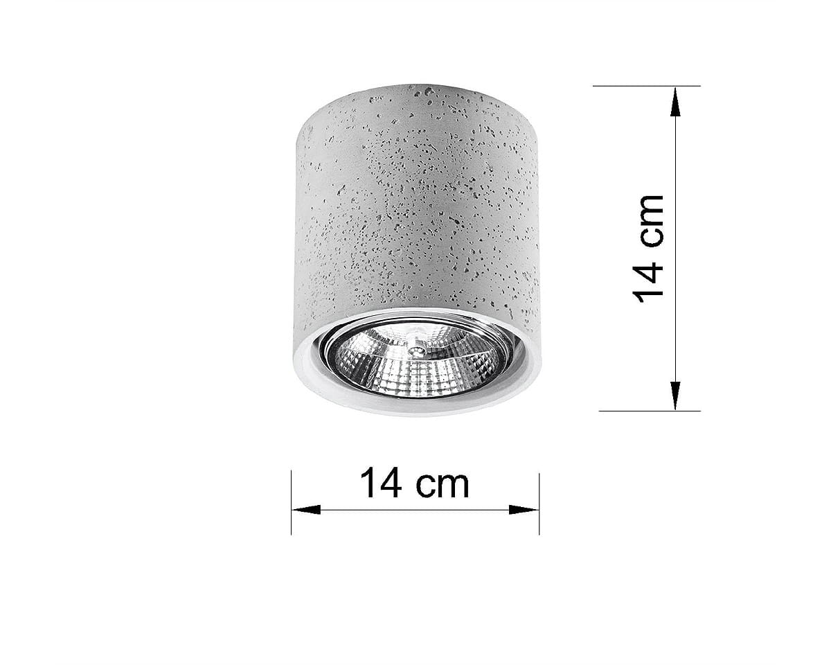 Lampa sufitowa 1-punktowa Cullo w kolorze betonowym, o cylindrycznym kształcie. Wymiary: 14 cm wysokości i średnicy. Zainstalowana z wbudowanym źródłem światła, widoczna tekstura betonu. Ujęcie frontalne na białym tle.