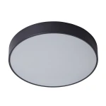 Czarny plafon Orbital D40 LED 3000K, okrągły, 1-punktowy. Posiada matową, białą osłonę dyfuzora oraz minimalistyczny design. Ujęcie z boku, pokazujące gładką powierzchnię i krawędź lampy. Idealny do nowoczesnych wnętrz.
